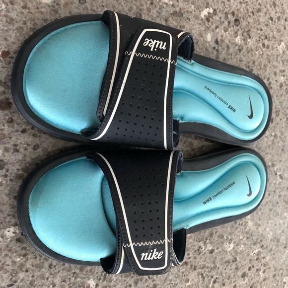 womens nike velcro slides